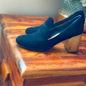 Splendid Rosita Loafer Pump with Gold Metallic Heel. Size 9